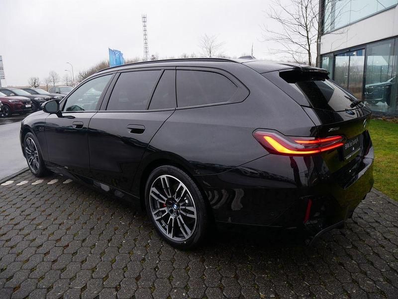 Neu BMW 520 M Sport 197 PS (144 kW) 2026 Schwarz Limousine