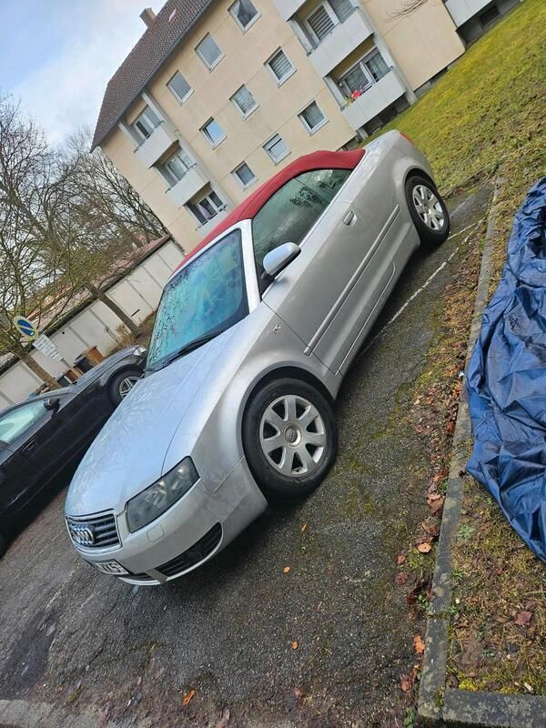 Grau Gebraucht 2004 Audi A4 Cabriolet Cabrio | 4.100 € (Etwas zu teuer) - Bild 1/4