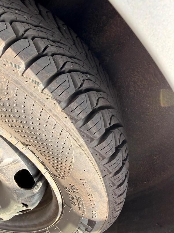 Gebraucht VW Polo 64 PS (47 kW) 2003 Grau Kleinwagen