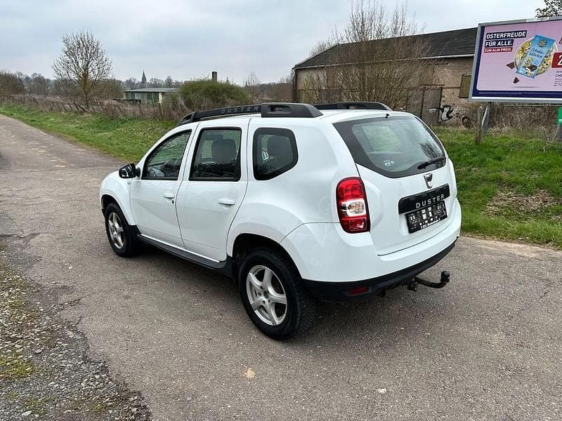 Gebraucht Dacia Duster 109 PS (80 kW) 2016 Weiß SUV