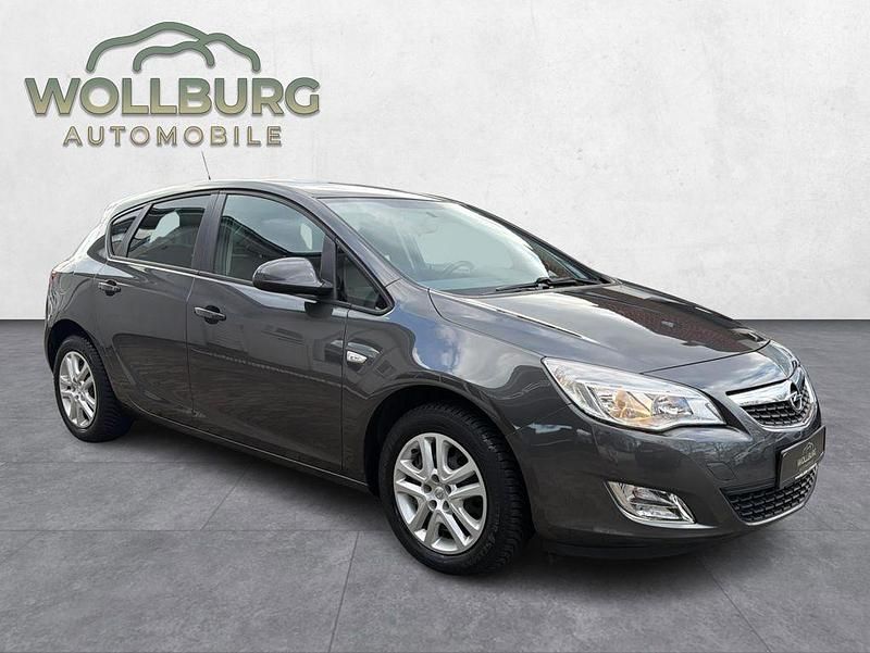 Gebraucht Opel Astra Design Edition 116 PS (85 kW) 2011 Grau Limousine