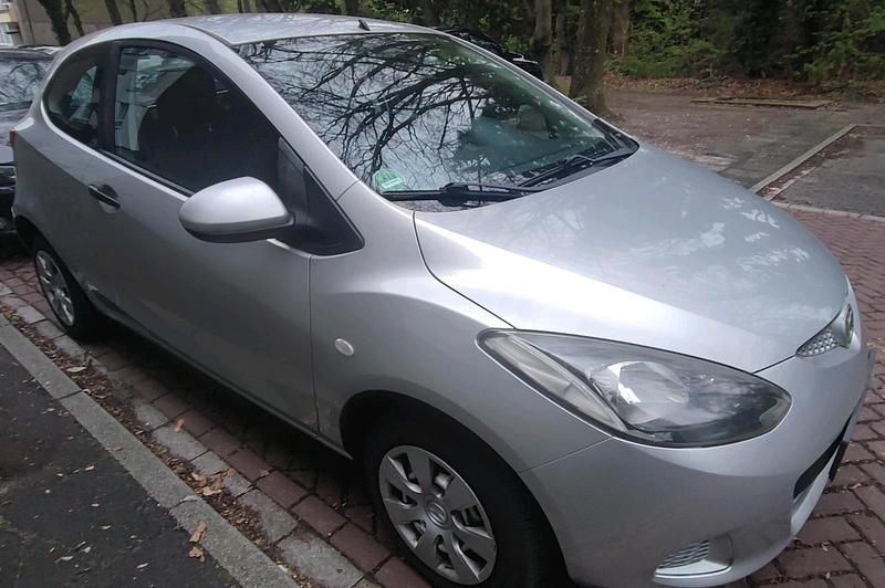 Second-hand Mazda 2 75 CP (55 kW) 2009 Gri Hatchback