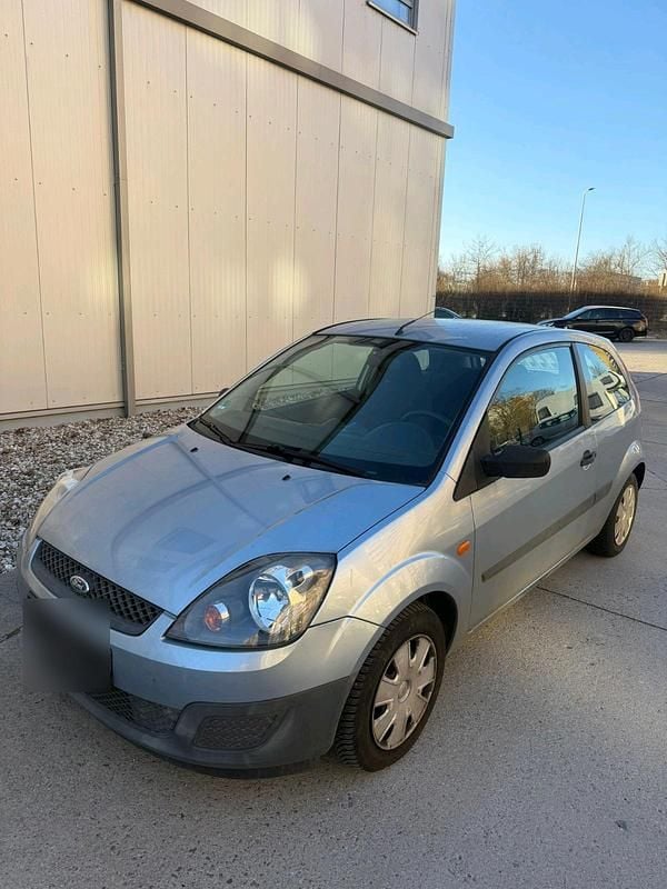 Gebraucht Ford Fiesta 60 PS (44 kW) 2006 Silber Kleinwagen