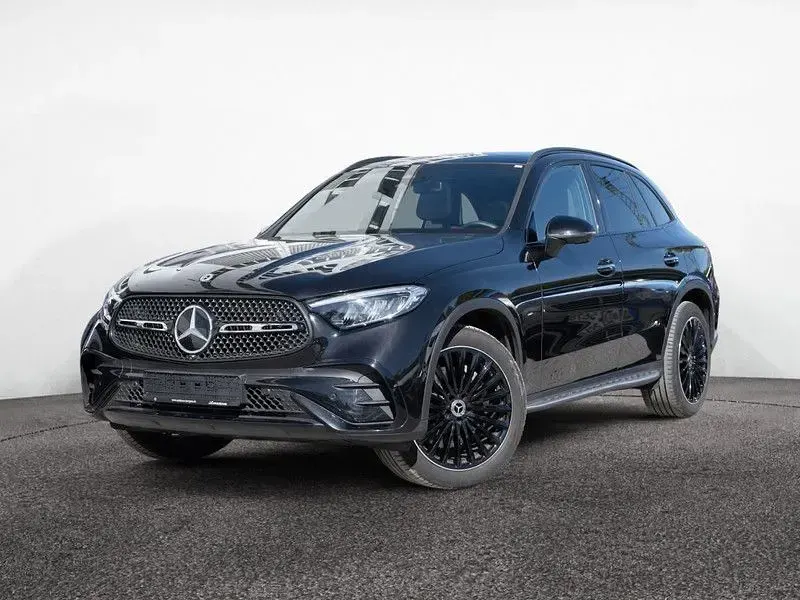 Gebraucht Mercedes GLC300 AMG 269 PS (197 kW) 2025 Schwarz metalliclack obsidianschwarz SUV