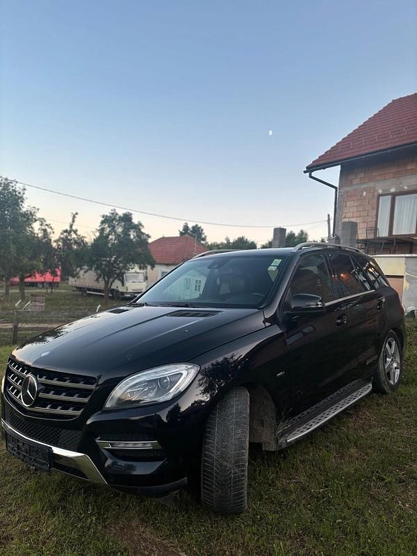 Gebraucht Mercedes ML350 258 PS (189 kW) 2013 SUV