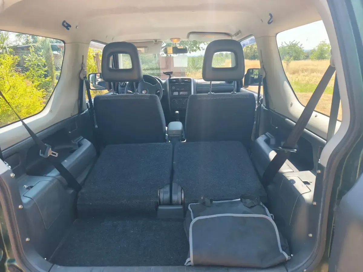Gebraucht Suzuki Jimny 86 PS (63 kW) 2012 Grün SUV
