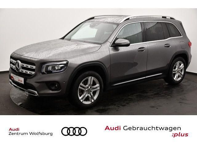 Mountaingraugrau (metallic) Gebraucht 2021 Mercedes GLB200 Progressive SUV | 34.690 € (Fairer Preis) - Bild 1/4