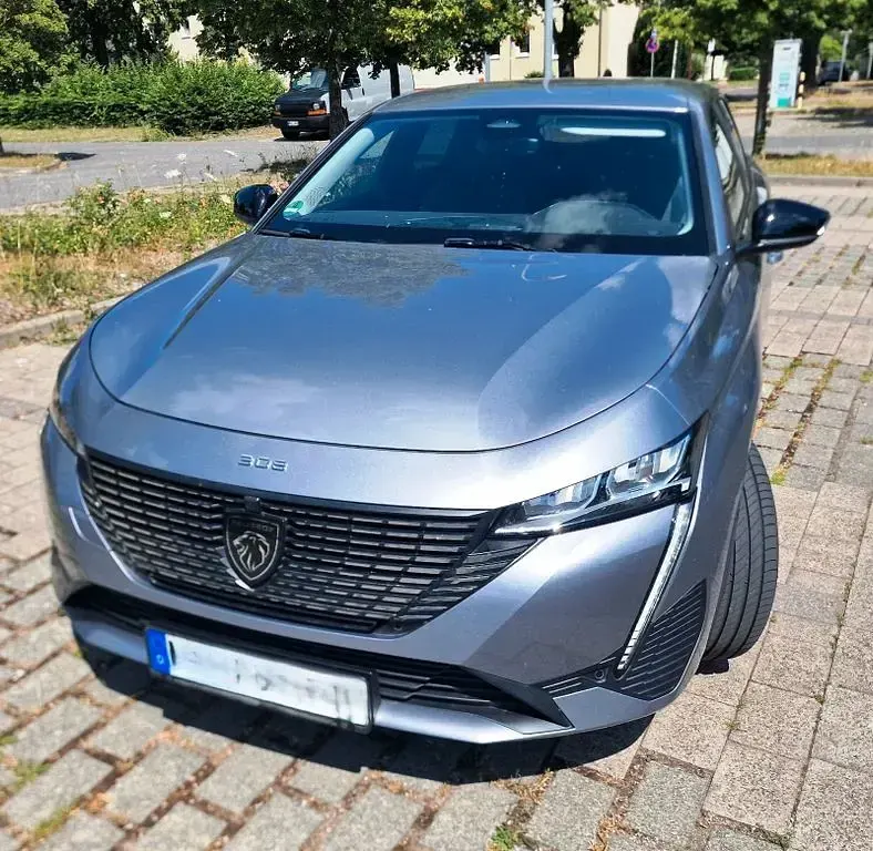 Gebraucht Peugeot 308 Allure 131 PS (96 kW) 2022 Grau Kombi
