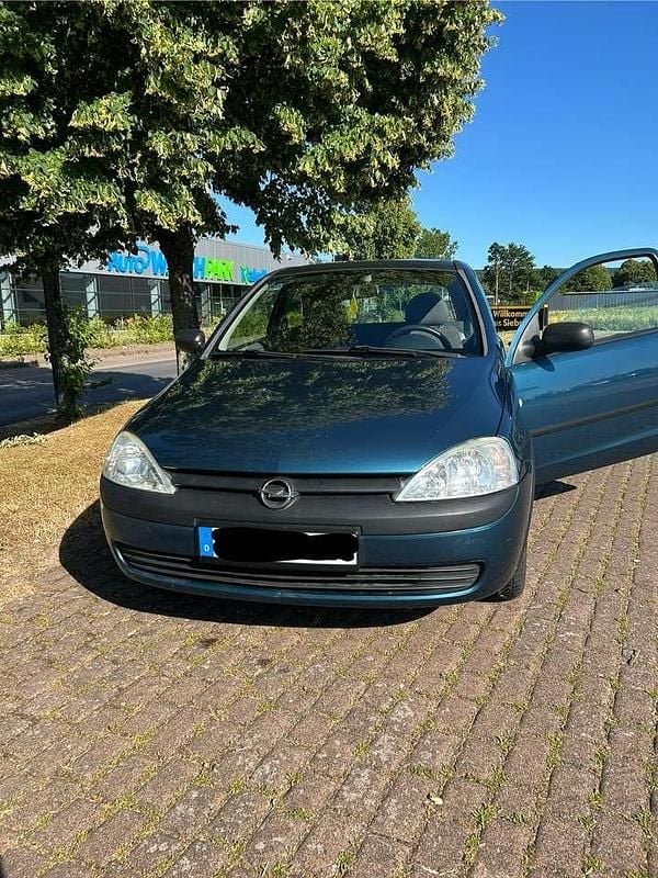 Blau Gebraucht 2001 Opel Corsa Limousine | 950 € (Superpreis) - Bild 1/4