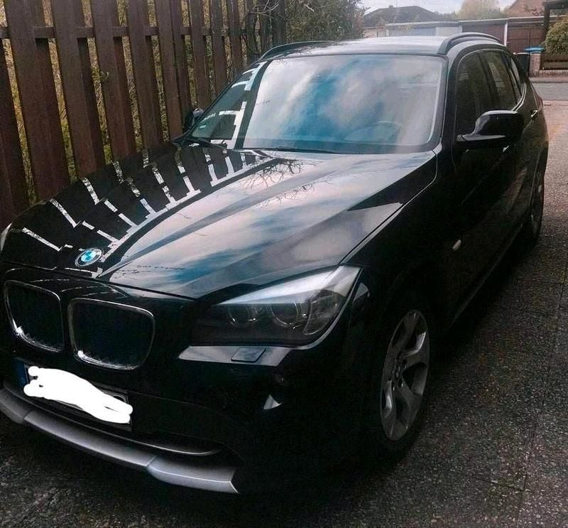 Gebraucht BMW X1 142 PS (104 kW) 2011 Schwarz SUV