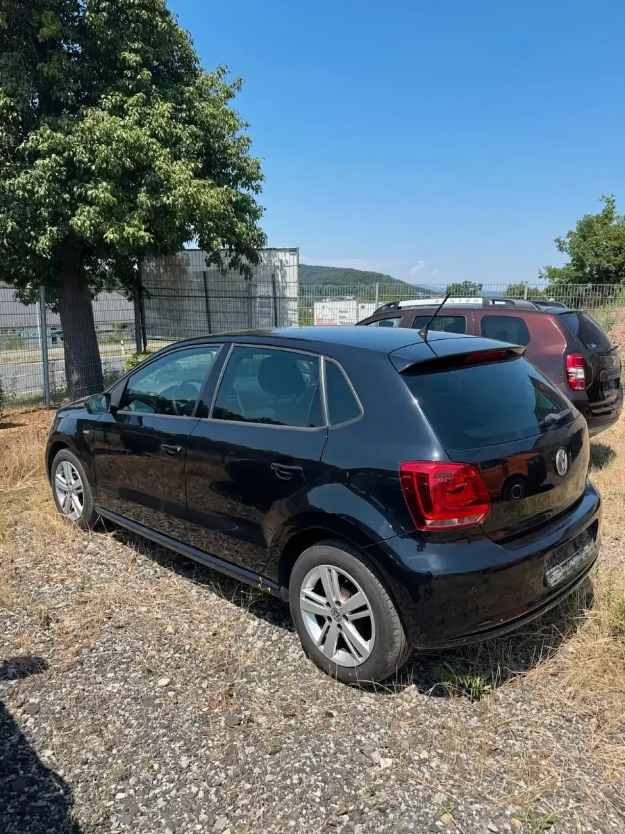 Gebraucht VW Polo Match 70 PS (51 kW) 2013 Schwarz Kleinwagen