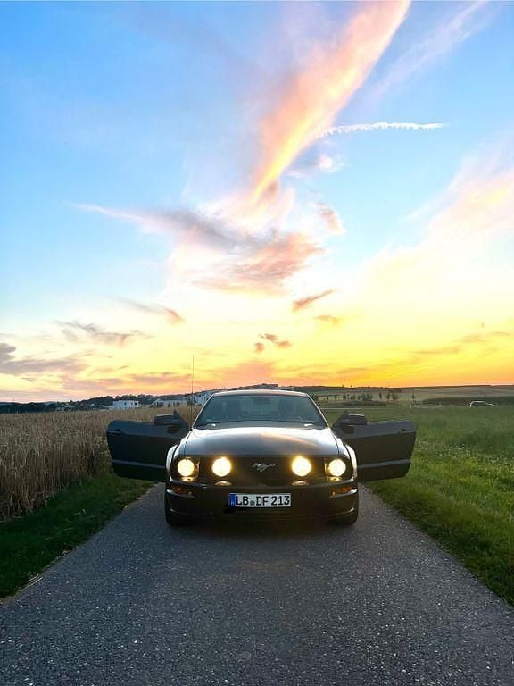 Gebraucht Ford Mustang GT 305 PS (224 kW) 2005 Schwarz Coupé