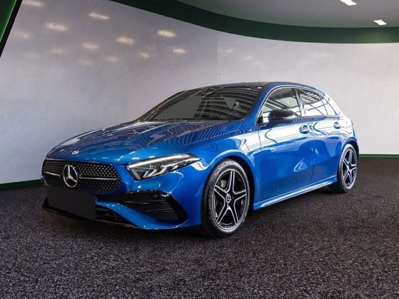 Blau Gebraucht 2024 Mercedes 200 Coupé | 36.289 € (Superpreis) - Bild 1/4