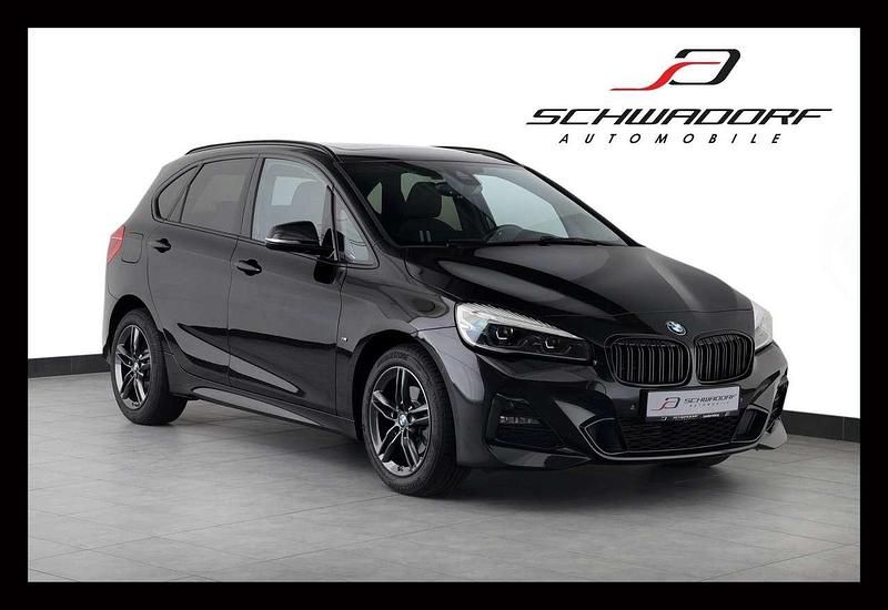Schwarz Gebraucht 2020 BMW 218 M Sport Van / Kleinbus | 22.950 € (Fairer Preis) - Bild 1/4
