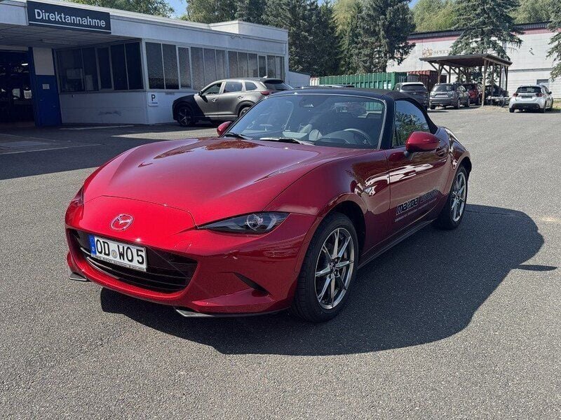Rot Gebraucht 2025 Mazda MX5 Exclusive-Line Cabrio | 33.990 € (Etwas zu teuer) - Bild 1/4