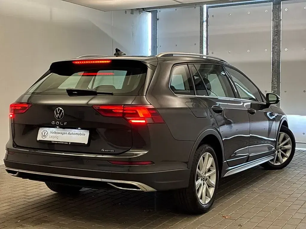 Gebraucht VW Golf VIII 200 PS (147 kW) 2024 Grau Kombi