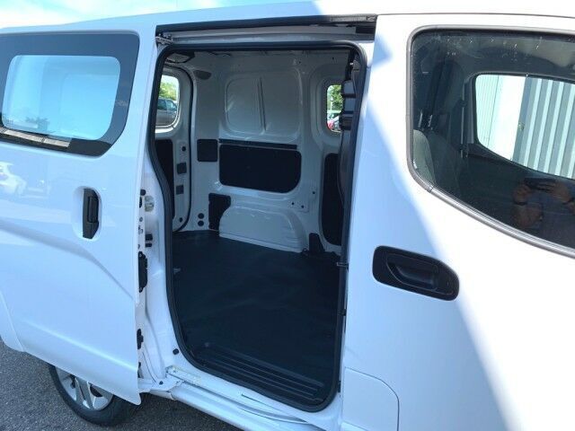 Gebraucht Nissan e-NV200 Comfort 80 kW (109 PS) 2019 Weiß Van / Kleinbus