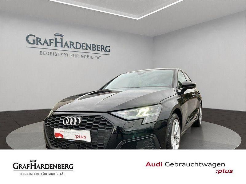 Brillantschwarz Gebraucht 2024 Audi A3 Basis Limousine | 24.960 € (Guter Preis) - Bild 1/4