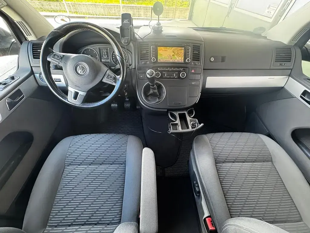 Gebraucht VW Multivan Comfortline 179 PS (131 kW) 2009 Grau Van / Kleinbus