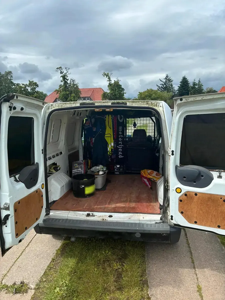 Gebraucht Ford Transit 75 PS (55 kW) 2007 Weiß Pickup