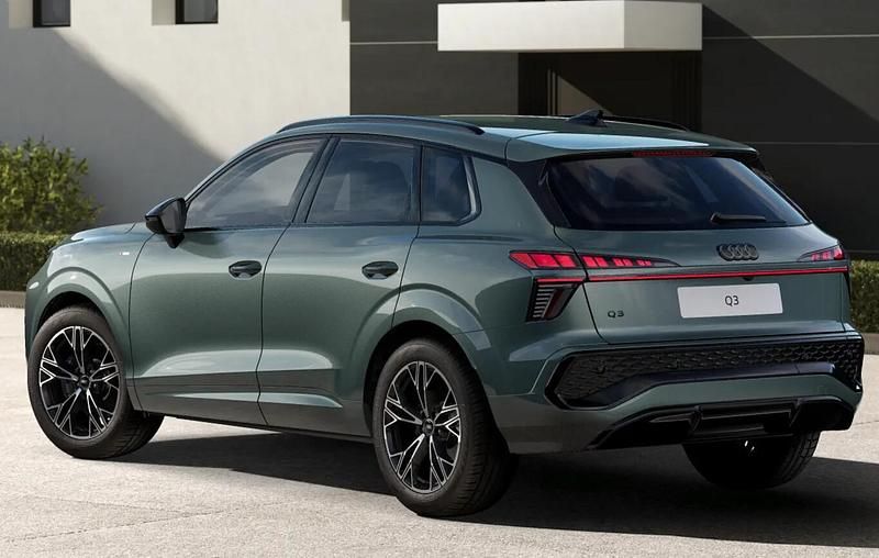 Neu Audi Q3 Advanced 150 PS (110 kW) 2025 Salbeigrün metallic SUV