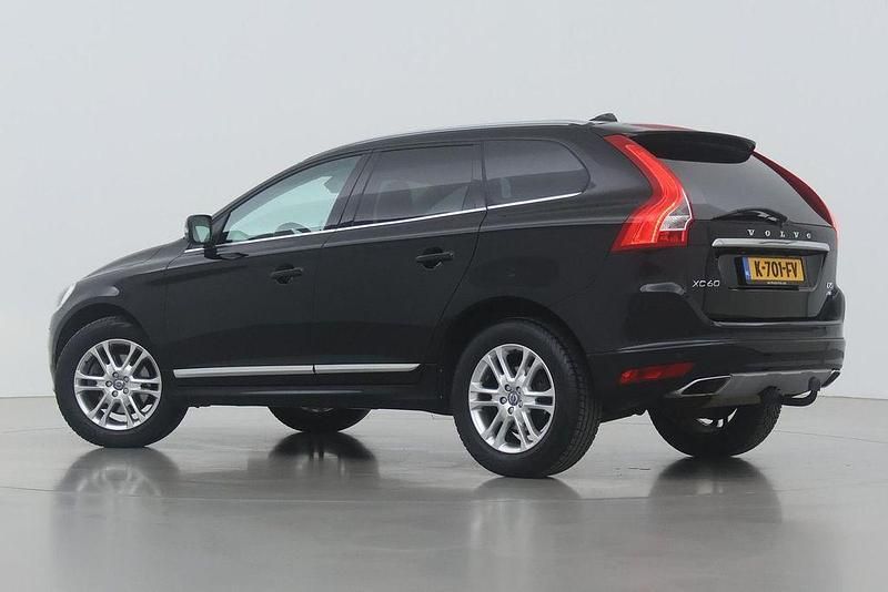 Gebraucht Volvo XC60 R-Design 190 PS (139 kW) 2016 Schwarz SUV