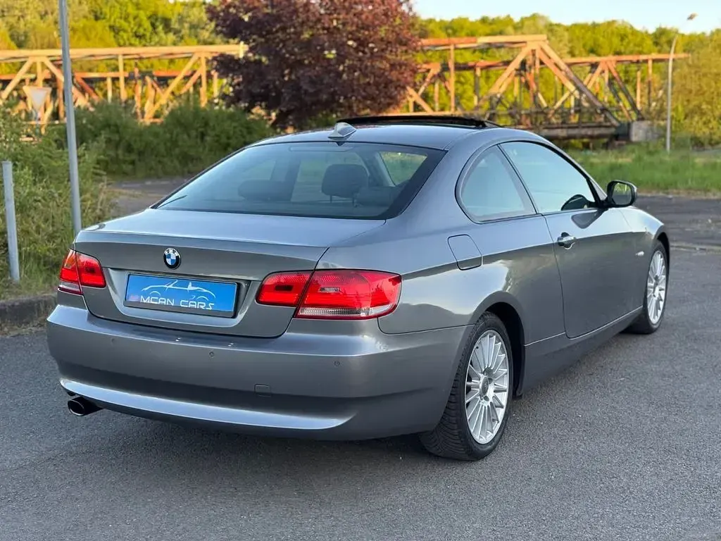 Używany BMW 320 Performance 170 KM (125 kW) 2010 Szary Coupe