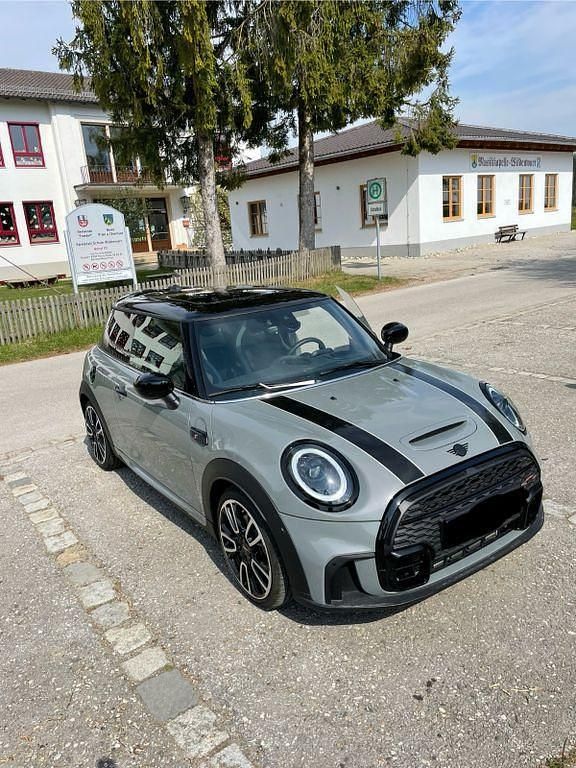Gebraucht Mini John Cooper Works 178 PS (130 kW) 2021 Grau Kleinwagen