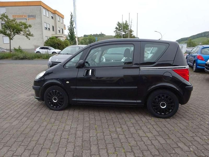 Gebraucht Peugeot 1007 68 PS (50 kW) 2008 Schwarz Van / Kleinbus