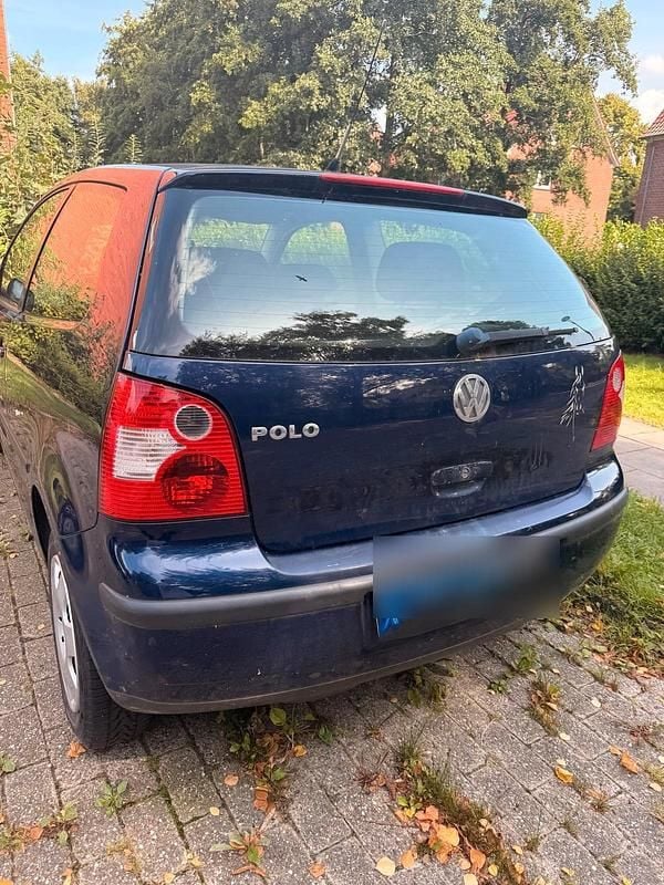 Blau Gebraucht 2000 VW Polo Kleinwagen | 500 € (Guter Preis) - Bild 1/4