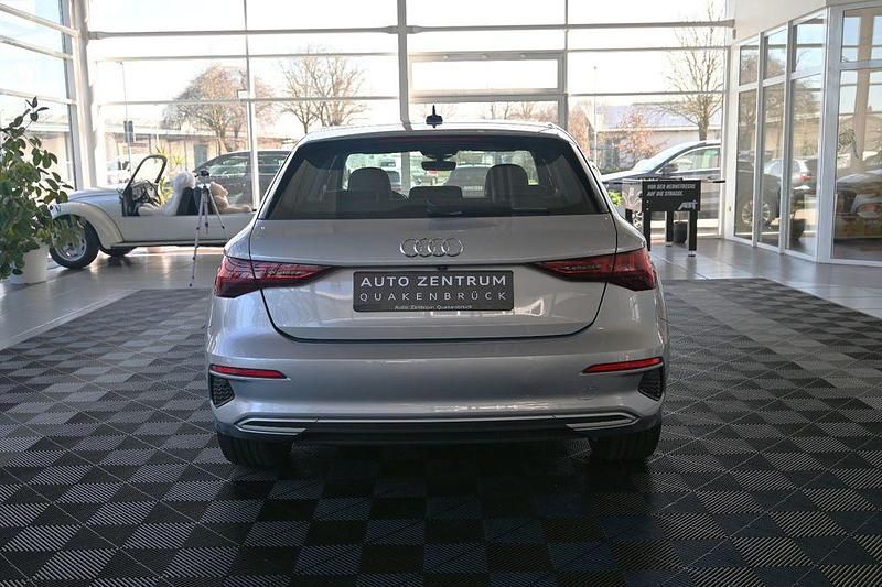 Gebraucht Audi A3 Advanced 150 PS (110 kW) 2020 Silber Limousine