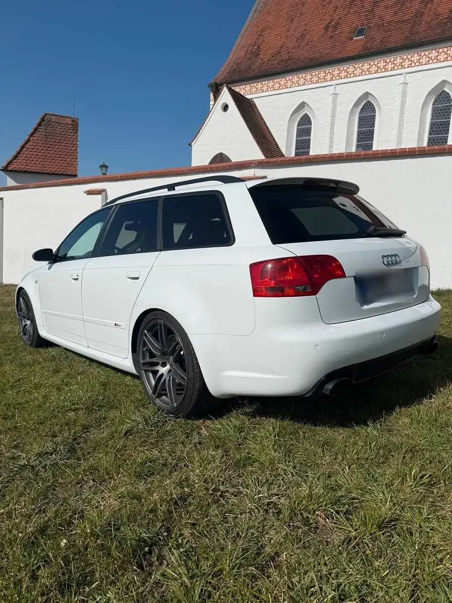 Gebraucht Audi A4 420 PS (308 kW) 2007 Weiß Kombi