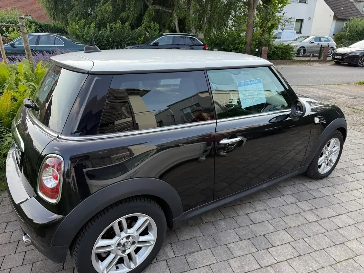 Gebraucht Mini Cooper 122 PS (89 kW) 2011 Schwarz Kleinwagen