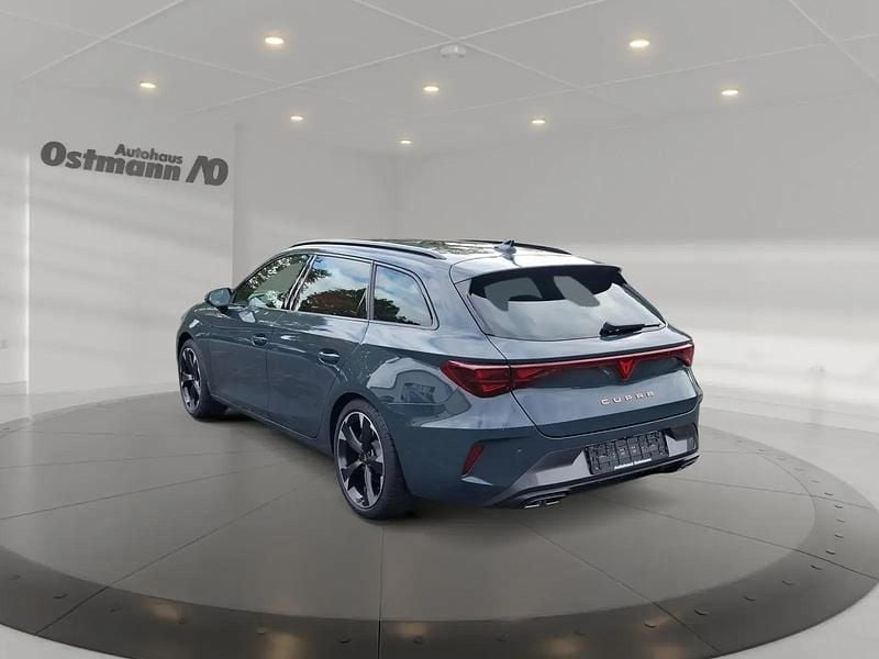 Gebraucht Cupra Leon 150 PS (110 kW) 2025 Fjordblau Kombi