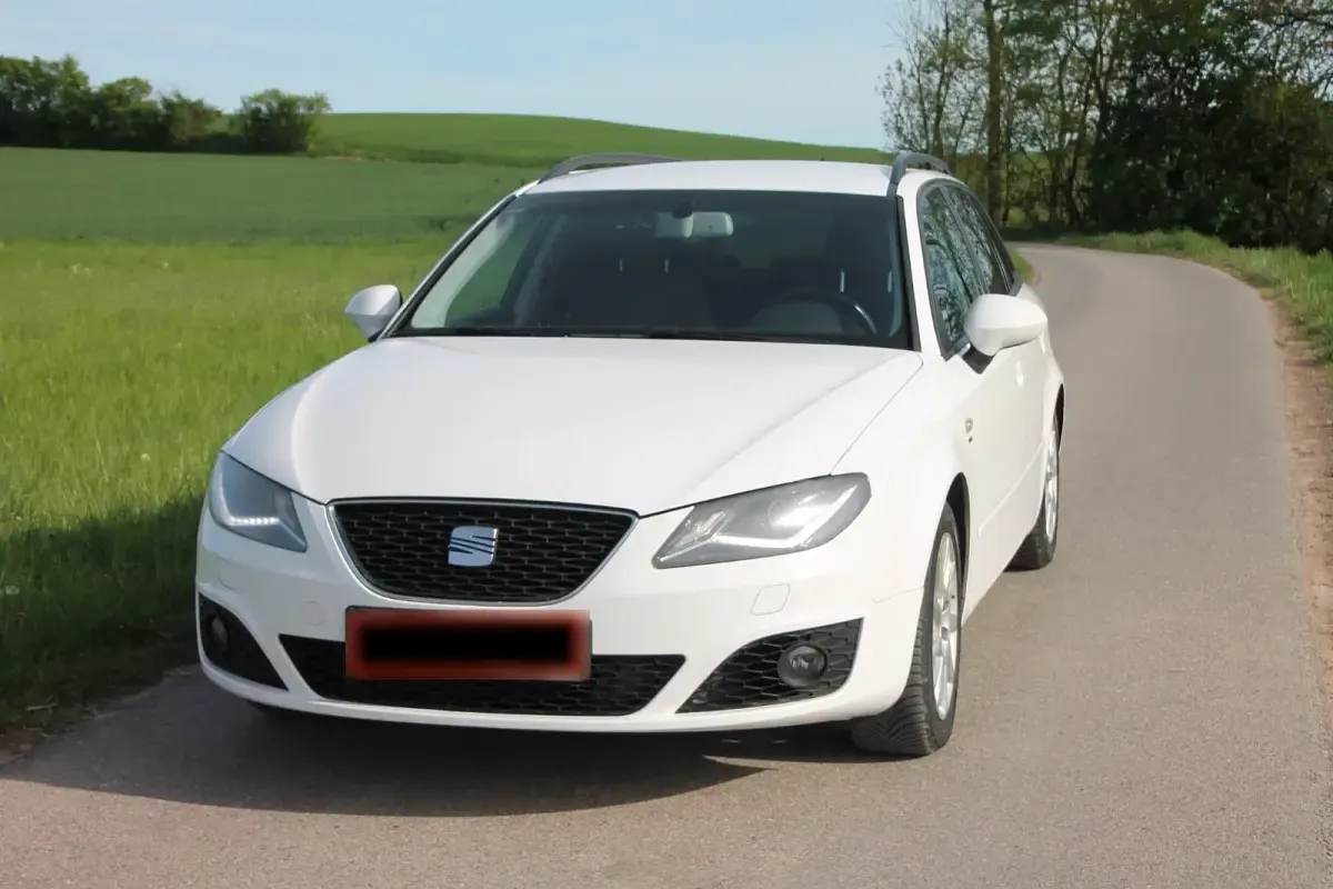 Usado Seat Exeo Style 143 HP (105 kW) 2013 Branco Carrinha