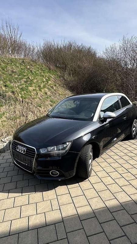Gebraucht Audi A1 Attraction 86 PS (63 kW) 2011 Schwarz Kleinwagen