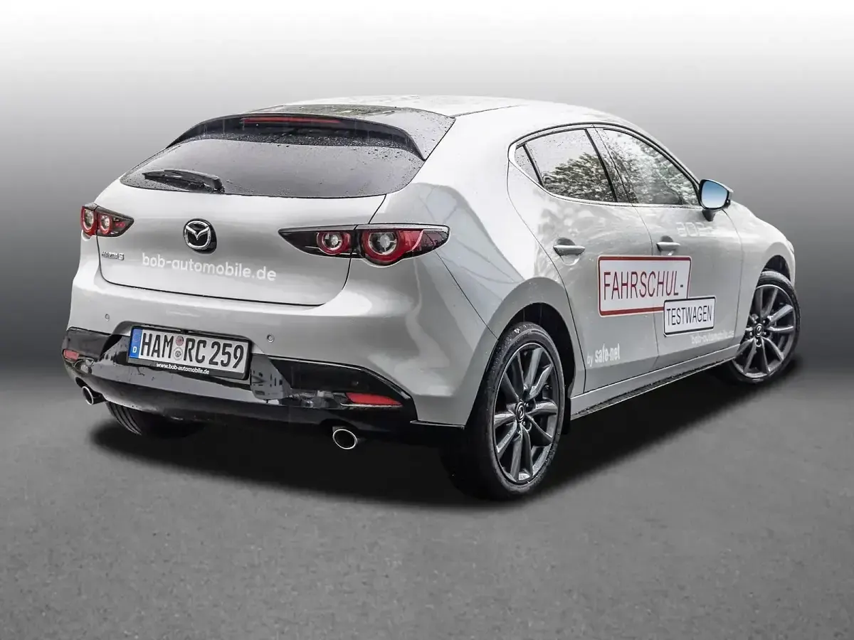 Usata Mazda 3 Center-Line 140 CV (102 kW) 2026 Bianco Berlina