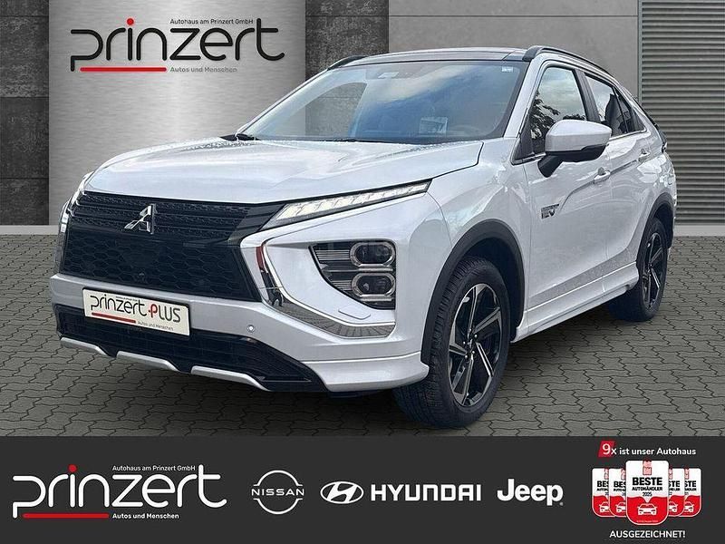 Weiß Gebraucht 2021 Mitsubishi Eclipse Cross Top SUV | 24.970 € (Fairer Preis) - Bild 1/3