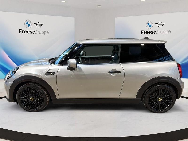 Gebraucht Mini Cooper SE 135 kW (184 PS) 2023 Silber Kleinwagen