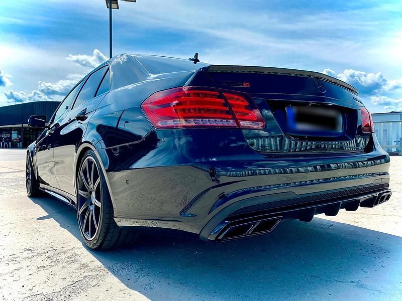 Gebraucht Mercedes E63 AMG 585 PS (430 kW) 2013 Schwarz Limousine