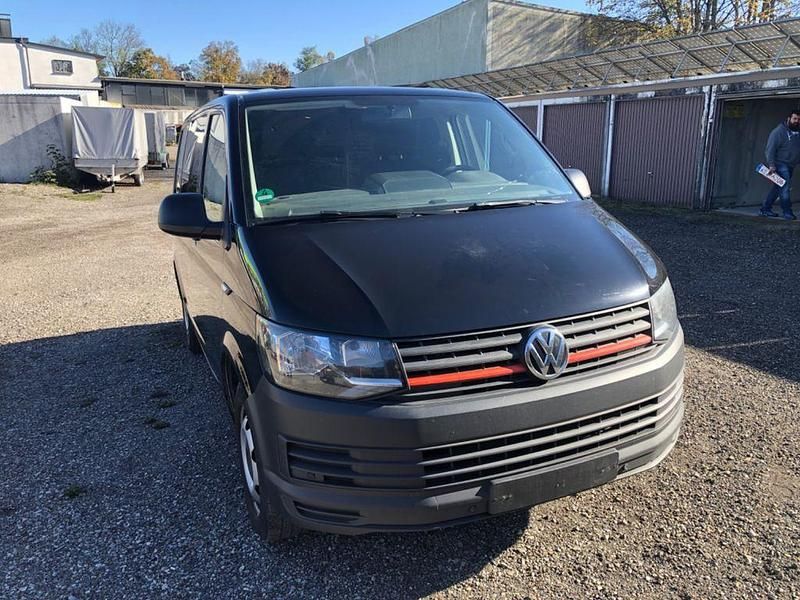 Grün Gebraucht 2016 VW T6 Van | 7.900 € - Bild 1/4