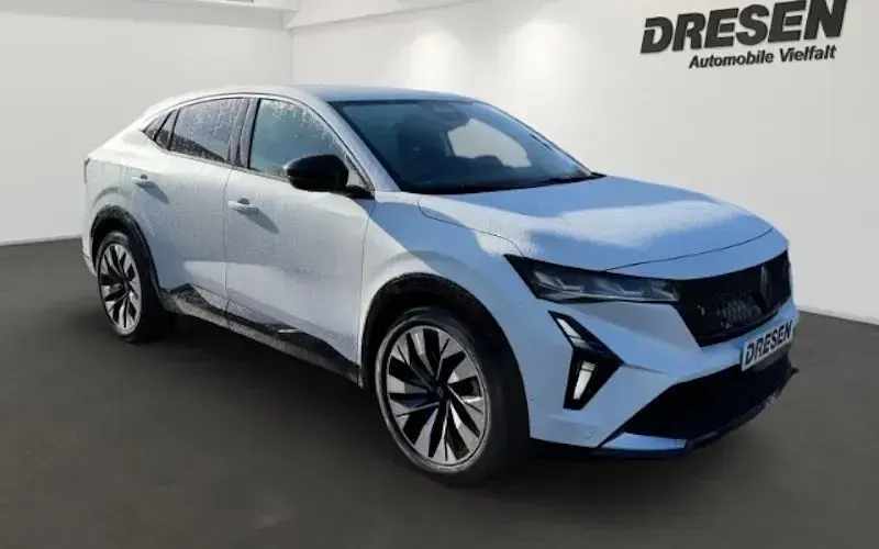 Używany Renault Rafale Techno 200 KM (147 kW) 2024 Biały SUV