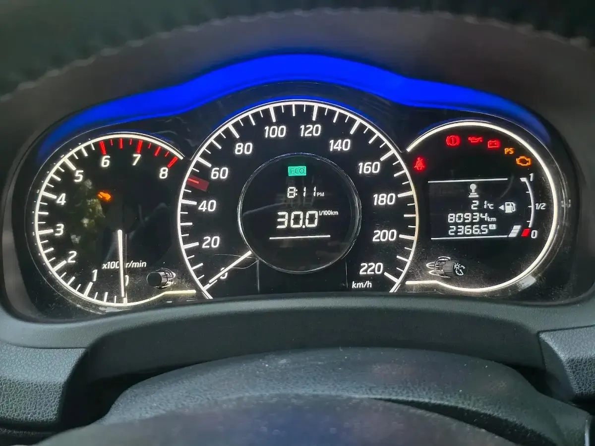 Gebraucht Nissan Note 98 PS (72 kW) 2015 Grau Kleinwagen