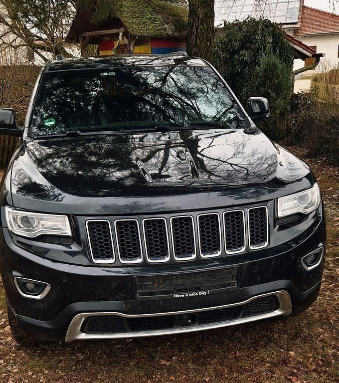 Gebraucht Jeep Grand Cherokee Overland 250 PS (183 kW) 2016 Schwarz SUV