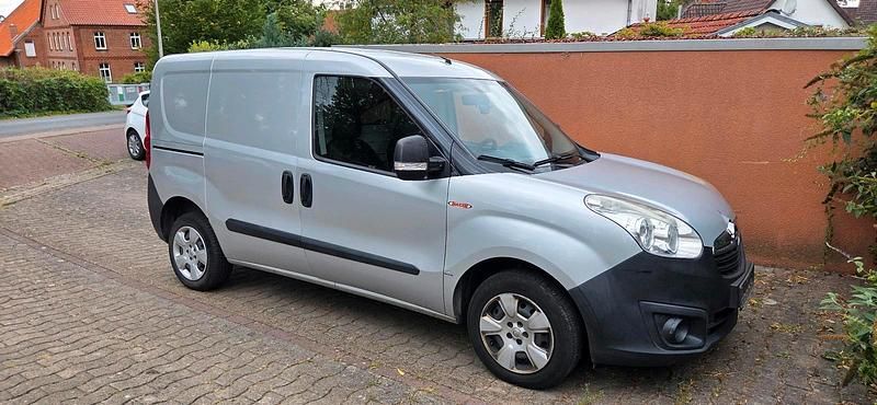 Gebraucht 2014 Opel Combo Eco Van / Kleinbus | 2.450 € (Guter Preis) - Bild 1/4