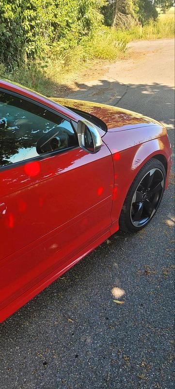 Rot Gebraucht 2009 Audi S3 Limousine | 17.300 € (Fairer Preis) - Bild 1/4