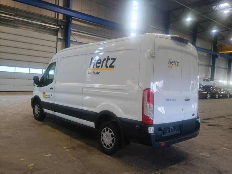 Gebraucht Ford Transit Trend 131 PS (96 kW) 2021 Frostweiß Van / Kleinbus