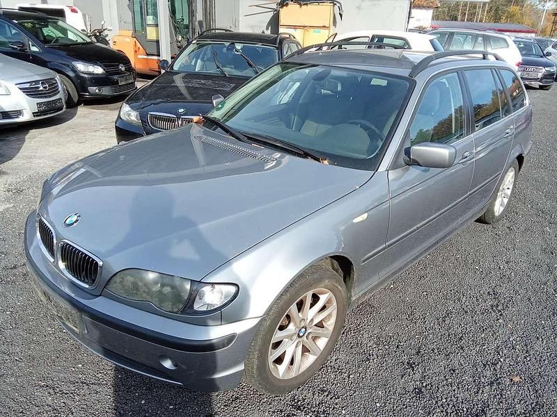 Silbergrau metallic Gebraucht 2004 BMW 316 Lifestyle Kombi | 800 € (Guter Preis) - Bild 1/4