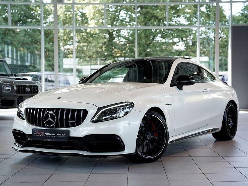 Weiß Gebraucht 2019 Mercedes C63 AMG AMG Coupé | 69.900 € (Teuer) - Bild 1/4