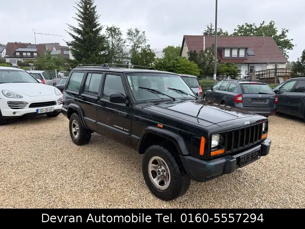 Gebraucht Jeep Cherokee 116 PS (85 kW) 2000 Schwarz SUV